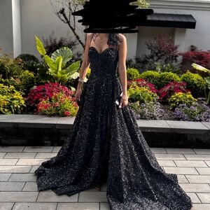 Elegant Black Evening Gown